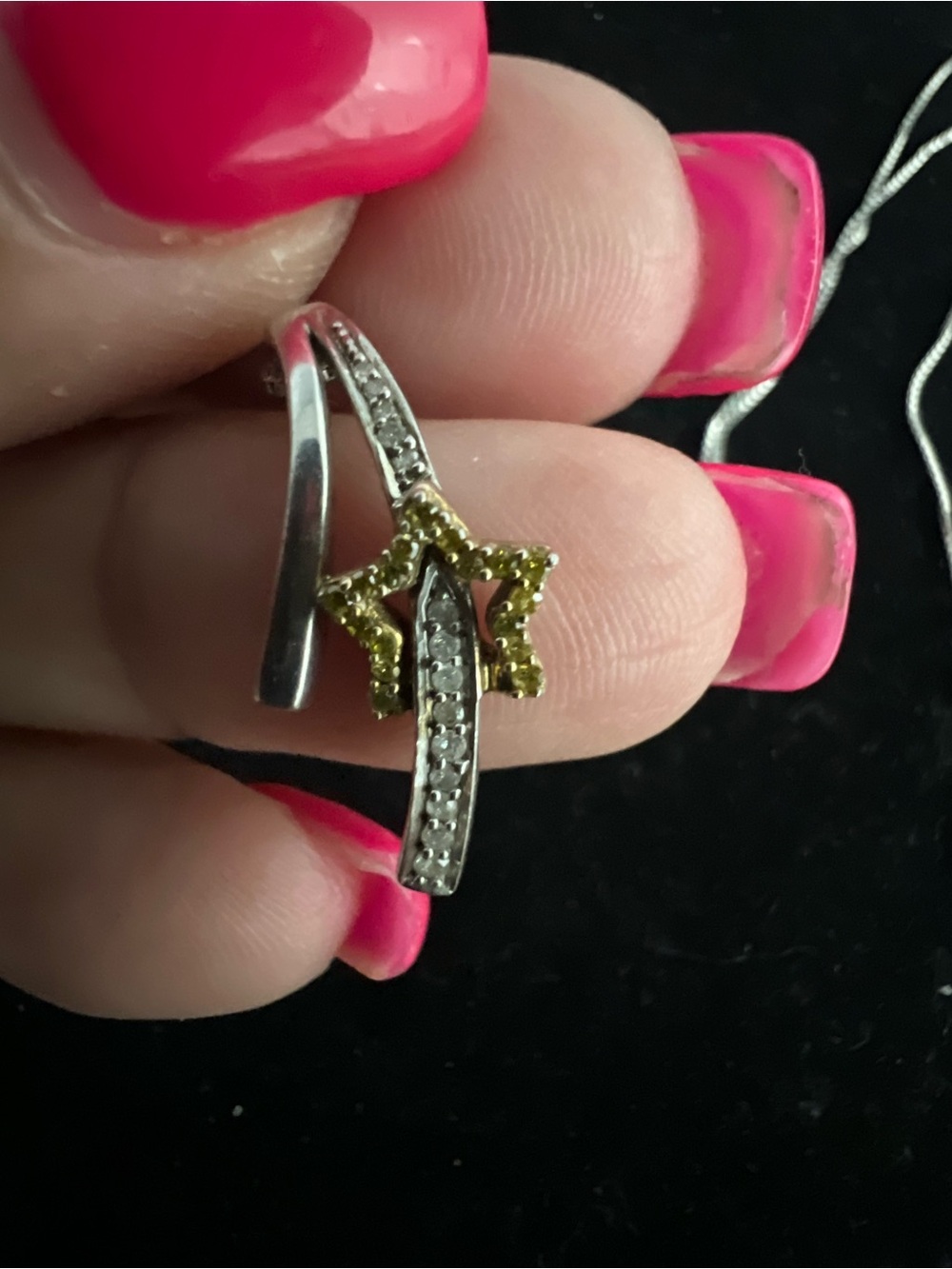 925 STERLING SILVER SHOOTING STAR NECKLACE. DIAMOND